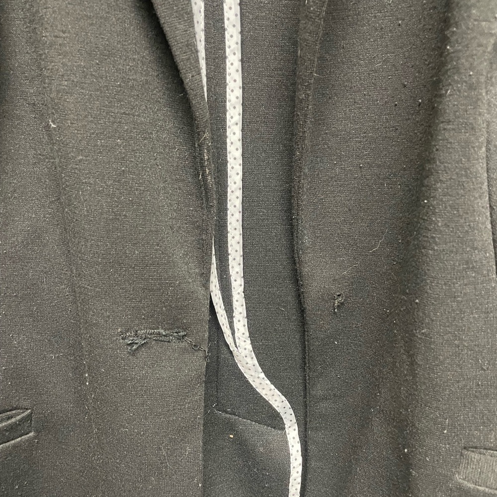Blazer - Picture 5 of 6